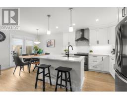 25 - 1070 MEADOWLARK RIDGE - 18