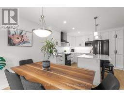 25 - 1070 MEADOWLARK RIDGE - 21