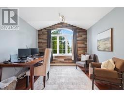 365 RICHMEADOW ROAD - 17