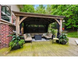 365 RICHMEADOW ROAD - 37