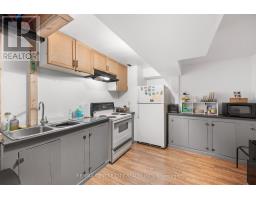 2 FENWICK COURT - 34