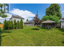 2 FENWICK COURT - 42