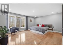 28 WYNFIELD LANE - 23