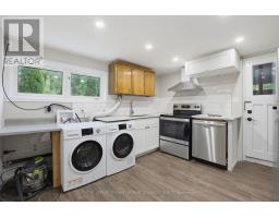 7 ELMHURST STREET - 36