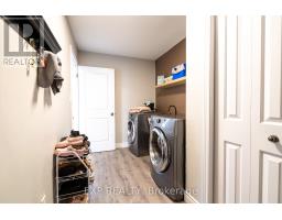 3200 JINNIES WAY - 13