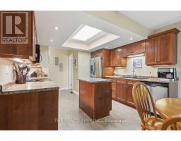 905 DALHOUSIE DRIVE - 17
