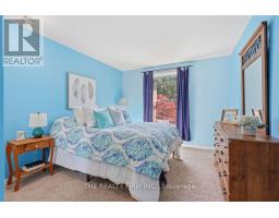 905 DALHOUSIE DRIVE - 27