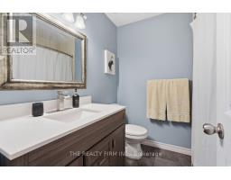 905 DALHOUSIE DRIVE - 32