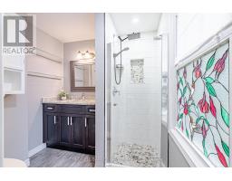 76 SPENCER CRESCENT - 25