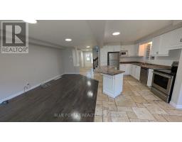 904 FRONTENAC CRESCENT - 5