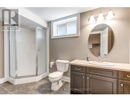 1511 CORONATION DRIVE - 24