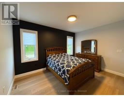 63 REBECCA DRIVE - 19