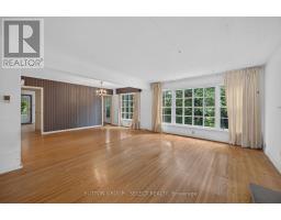 850 COMMISSIONERS ROAD W - 14