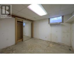850 COMMISSIONERS ROAD W - 36