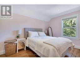 18 MCALPINE AVENUE - 21
