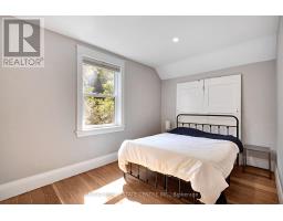 18 MCALPINE AVENUE - 23
