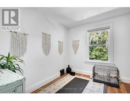 18 MCALPINE AVENUE - 24