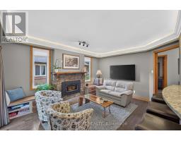 47 ROBINSON LANE - 14