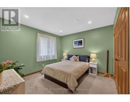 47 ROBINSON LANE - 25