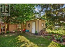 47 ROBINSON LANE - 40