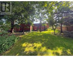 82 LACEY CRESCENT - 23