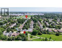 82 LACEY CRESCENT - 28