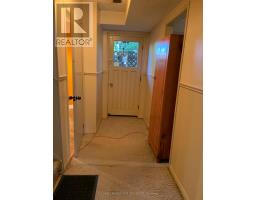 9 LAKEVIEW CIRCLE - 24