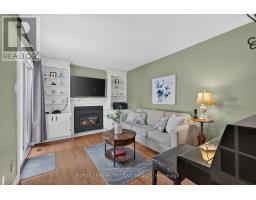 1077 MAHOGANY CRESCENT - 15