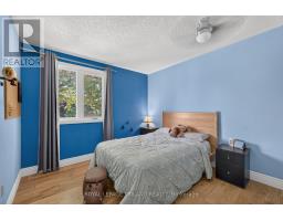 1077 MAHOGANY CRESCENT - 24