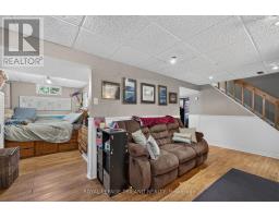 1077 MAHOGANY CRESCENT - 30
