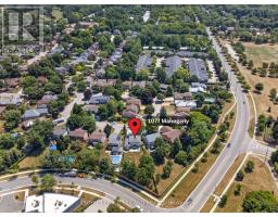 1077 MAHOGANY CRESCENT - 41