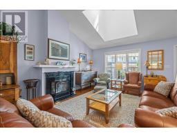 40 LAKESIDE CIRCLE - 24