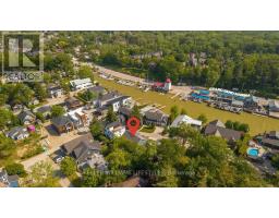 40 LAKESIDE CIRCLE - 41