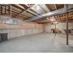 17 - 515 PROUDFOOT LANE - 18