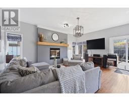 916 OXFORD STREET W - 12