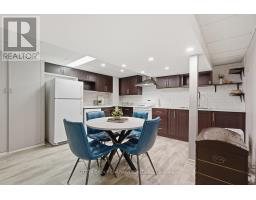 916 OXFORD STREET W - 20