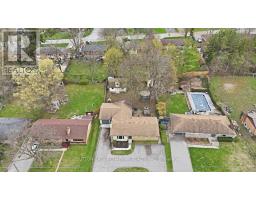 916 OXFORD STREET W - 31