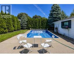 476 BUNTING ROAD - 2