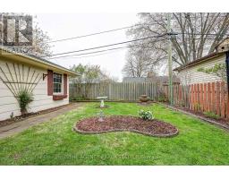 57 LAURENTIAN DRIVE S - 45