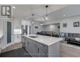95 OPTIMIST DRIVE - 20