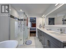 95 OPTIMIST DRIVE - 31
