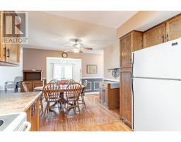 62 EDWIN CRESCENT - 18