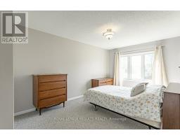 62 EDWIN CRESCENT - 20