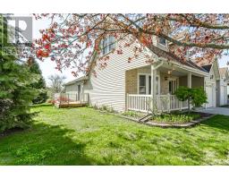 62 EDWIN CRESCENT - 29