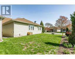62 EDWIN CRESCENT - 34