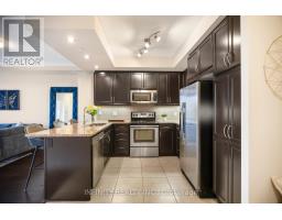 1005 - 330 RIDOUT STREET N - 10