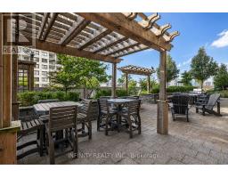 1005 - 330 RIDOUT STREET N - 26