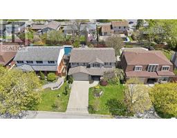48 TAMARACK CRESCENT - 3