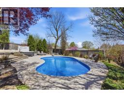 48 TAMARACK CRESCENT - 44