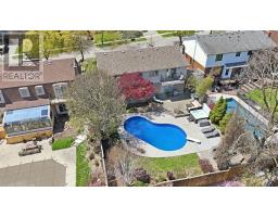 48 TAMARACK CRESCENT - 46
